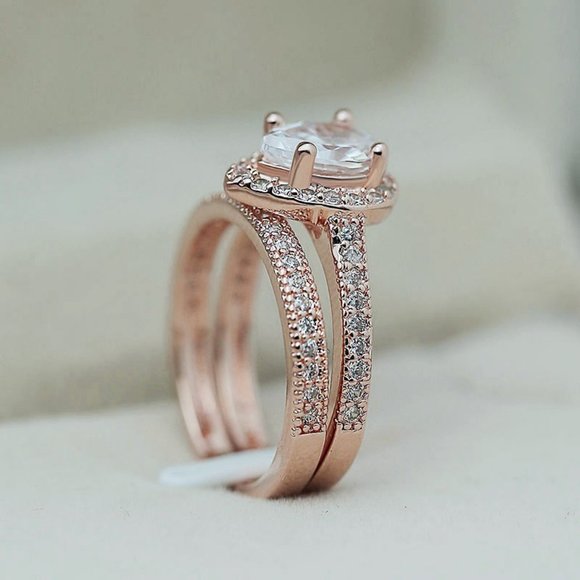 *NEW 18K Rose Gold Diamond Halo Teardrop Ring Set - Picture 4 of 5